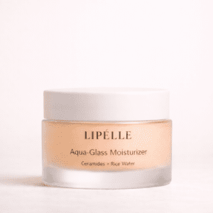 Aqua Glass Moisturizer - Face care routine